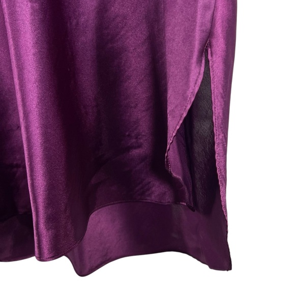 VICTORIA SECRET Vintage Gold Label Plum Purple Satin Short Sleeve Nightgown M/L - Picture 4 of 5